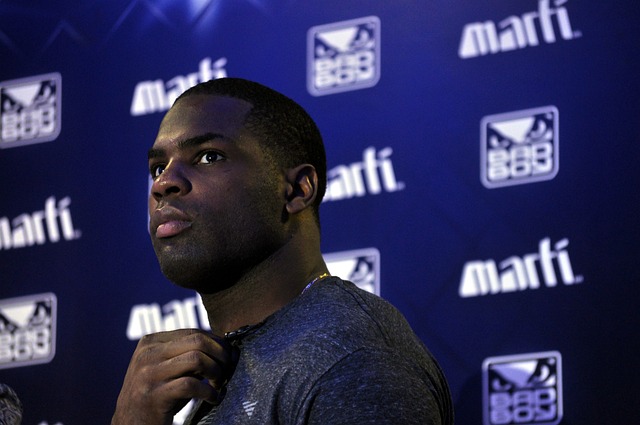 继续成为球 继续成为球